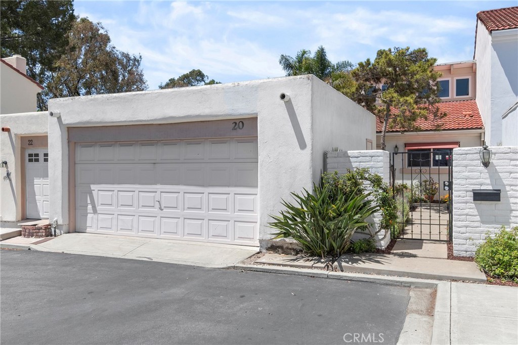 20 Mandrake Way Irvine, CA 92612 - Photo 32 of 49