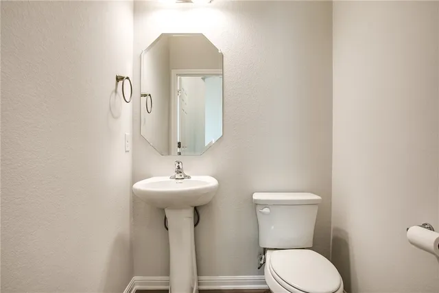 $2,250 | 701 Durness Drive, Pflugerville, TX 78660