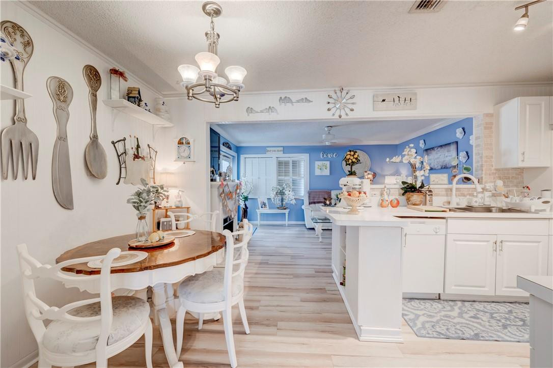 9164 Affirmed Lane Boca Raton, FL 33496 - Photo 12 of 44 Photo 12