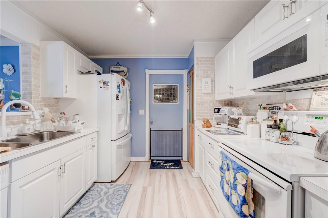 9164 Affirmed Lane Boca Raton, FL 33496 - Photo 14 of 44 Photo 14