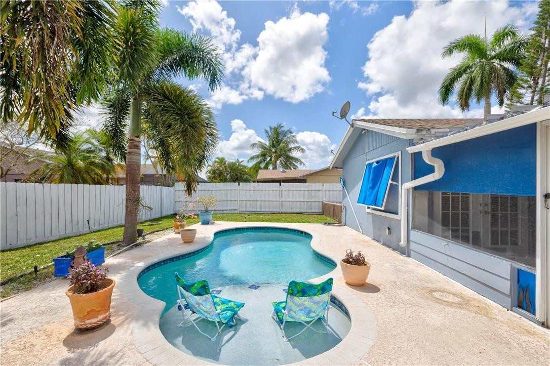 9164 Affirmed Lane Boca Raton, FL 33496 - Photo 30 of 44 Photo 30
