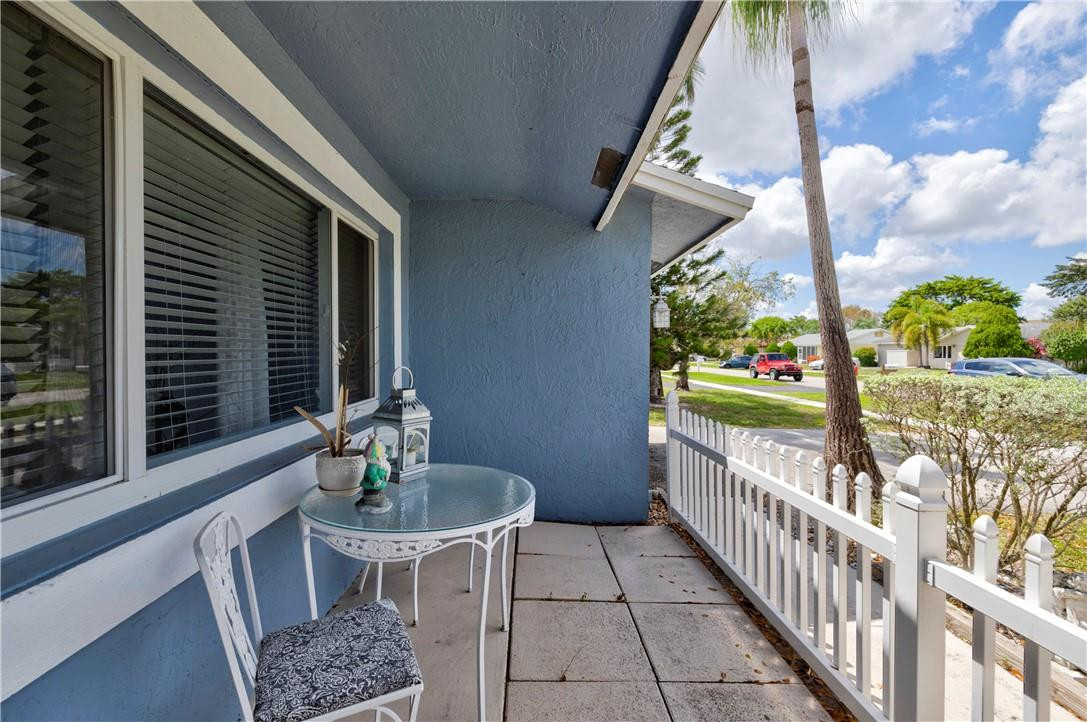 9164 Affirmed Lane Boca Raton, FL 33496 - Photo 5 of 44 Photo 5