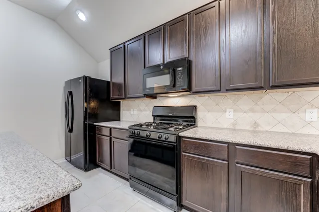 $300,000 | 14726 Lark Sky Way, Cypress, TX 77429