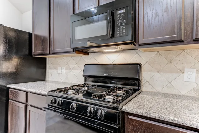 $300,000 | 14726 Lark Sky Way, Cypress, TX 77429