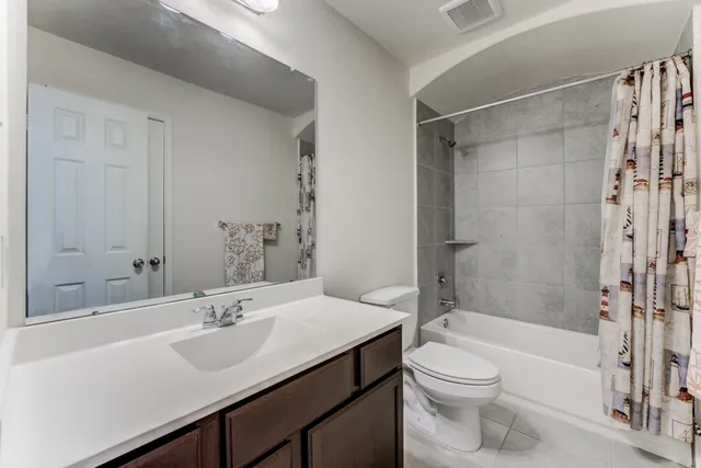 $300,000 | 14726 Lark Sky Way, Cypress, TX 77429