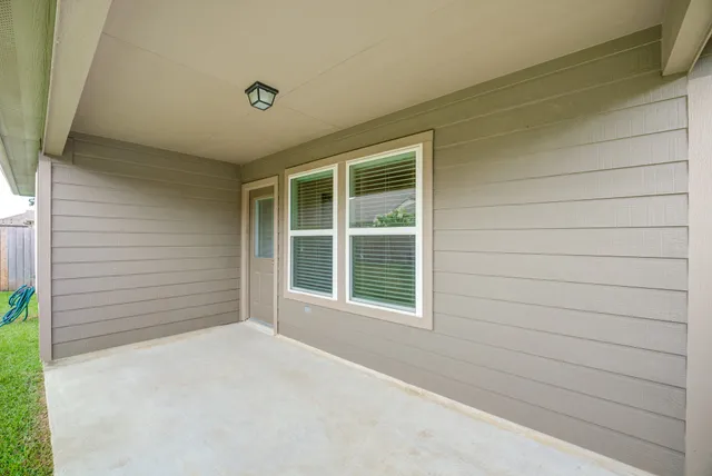 $300,000 | 14726 Lark Sky Way, Cypress, TX 77429