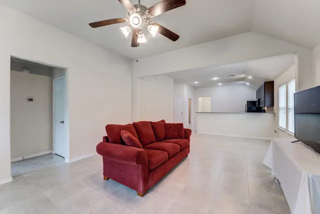 $300,000 | 14726 Lark Sky Way, Cypress, TX 77429