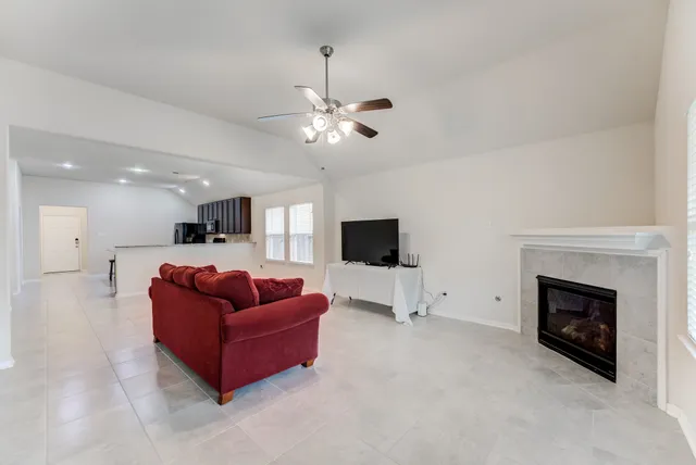 $300,000 | 14726 Lark Sky Way, Cypress, TX 77429