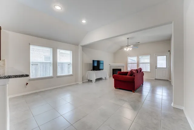 $300,000 | 14726 Lark Sky Way, Cypress, TX 77429