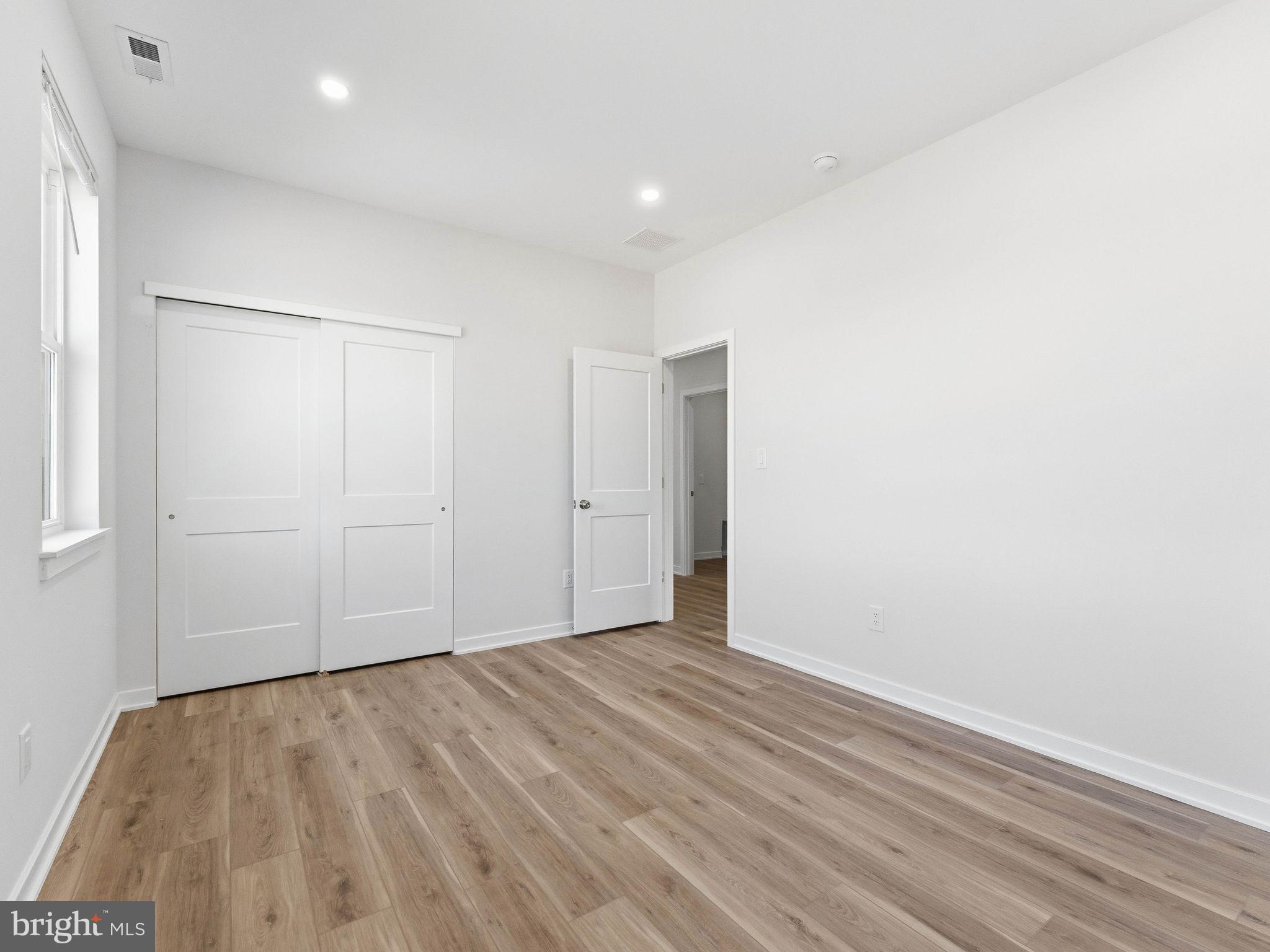 400 Paulsboro Road Swedesboro, NJ 08085 - Photo 34 of 54 Bright and airy blank canvas room.