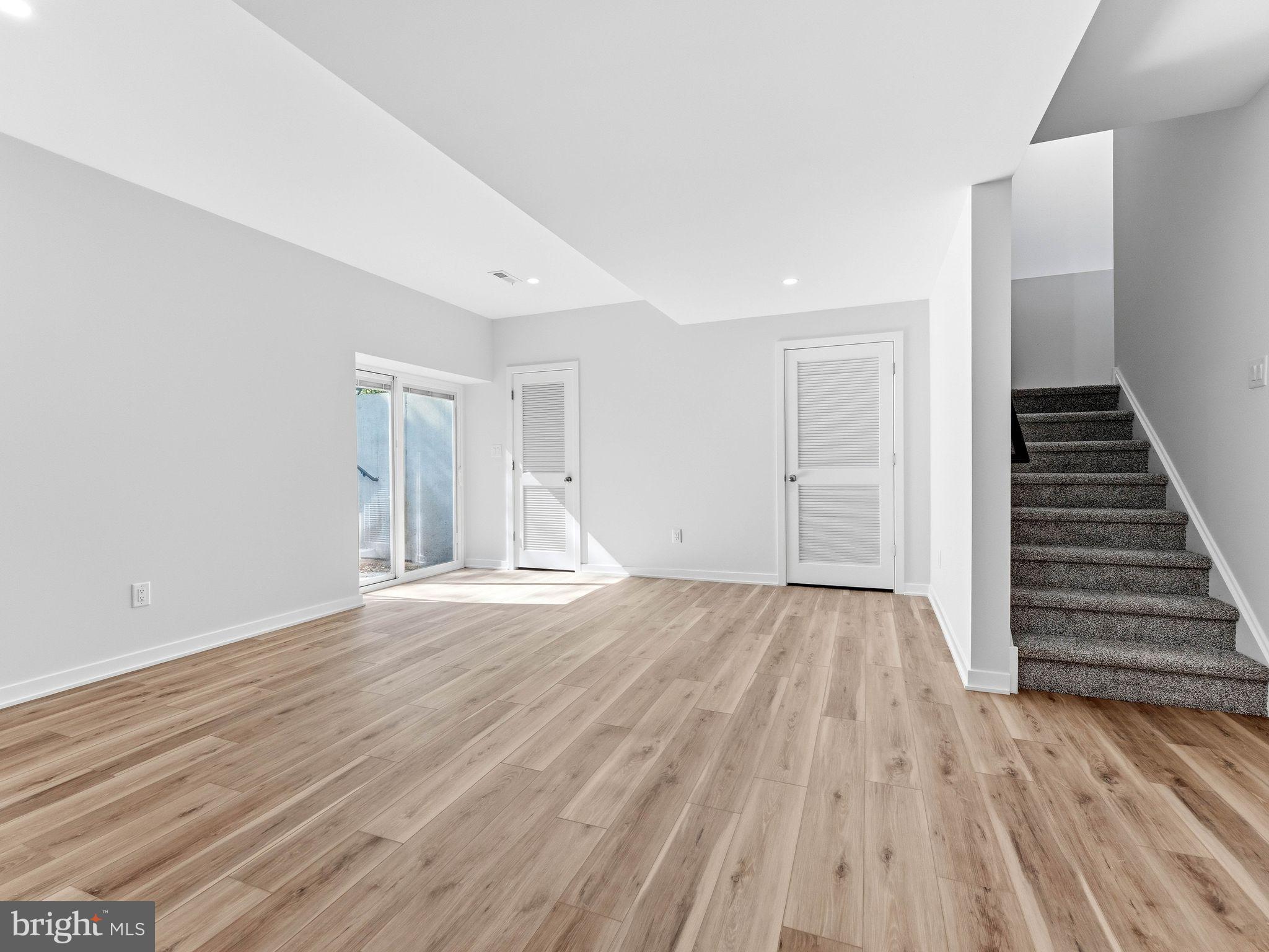 400 Paulsboro Road Swedesboro, NJ 08085 - Photo 41 of 54 Bright and airy open space awaits.