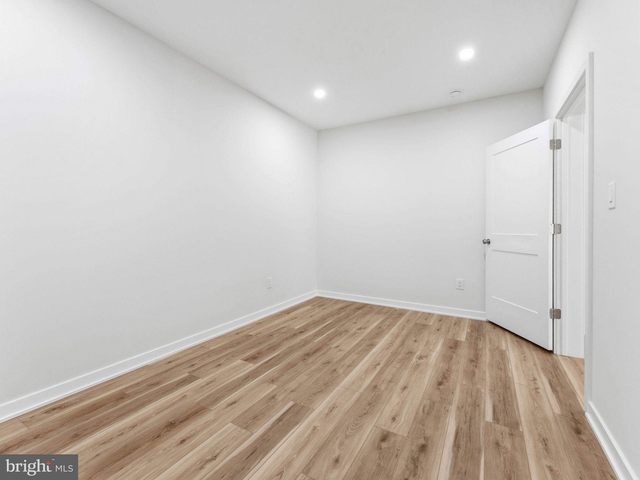 400 Paulsboro Road Swedesboro, NJ 08085 - Photo 43 of 54 Bright and airy blank canvas room.