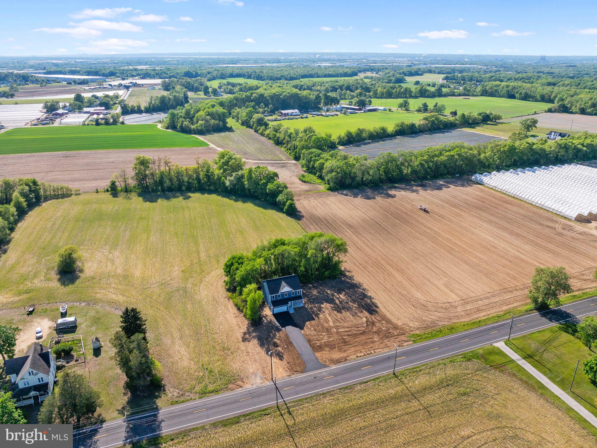 400 Paulsboro Road Swedesboro, NJ 08085 - Photo 52 of 54 Expansive countryside retreat awaits.