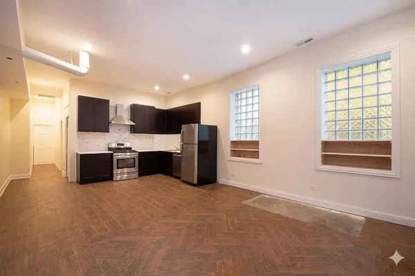 $2,150 | 5011 North Ravenswood Avenue, Unit 2, Chicago, IL 60640