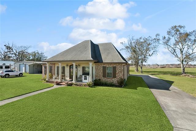 107 Violet Street Houma, LA 70364 - Photo 2 of 20