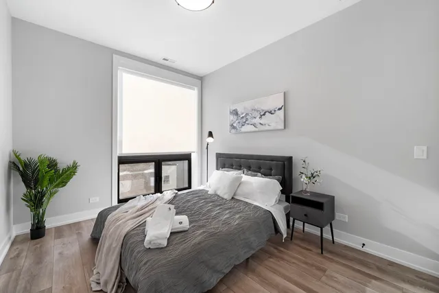 $3,450 | 1606 South Ashland Avenue, Unit 401, Chicago, IL 60608