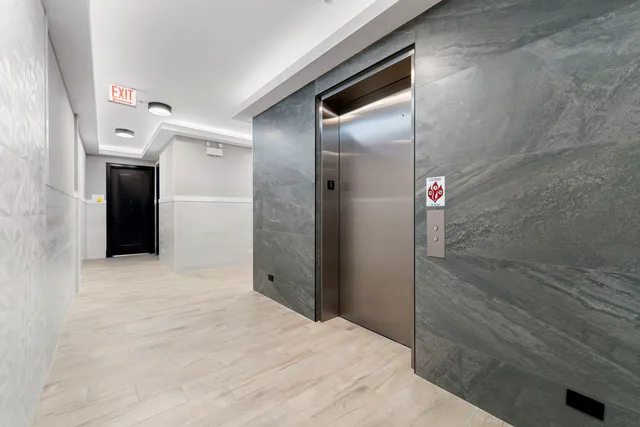 $3,450 | 1606 South Ashland Avenue, Unit 401, Chicago, IL 60608