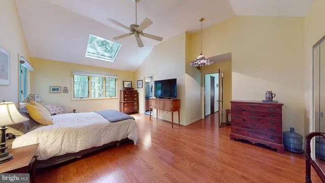 a view of an entryway