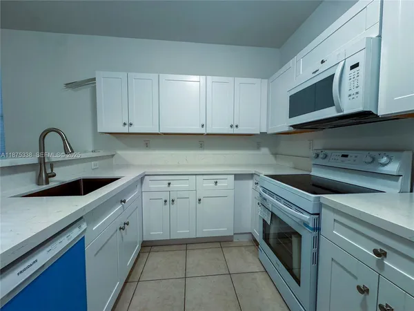 $2,590 | 13864 Southwest 273rd Terrace, Homestead, FL 33032