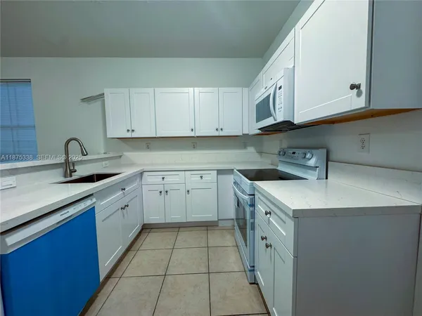 $2,590 | 13864 Southwest 273rd Terrace, Homestead, FL 33032