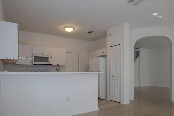 $2,590 | 13864 Southwest 273rd Terrace, Homestead, FL 33032