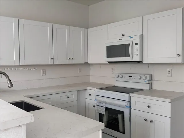 $2,650 | 13864 Southwest 273rd Terrace, Homestead, FL 33032