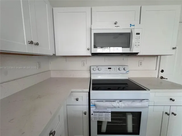 $2,650 | 13864 Southwest 273rd Terrace, Homestead, FL 33032