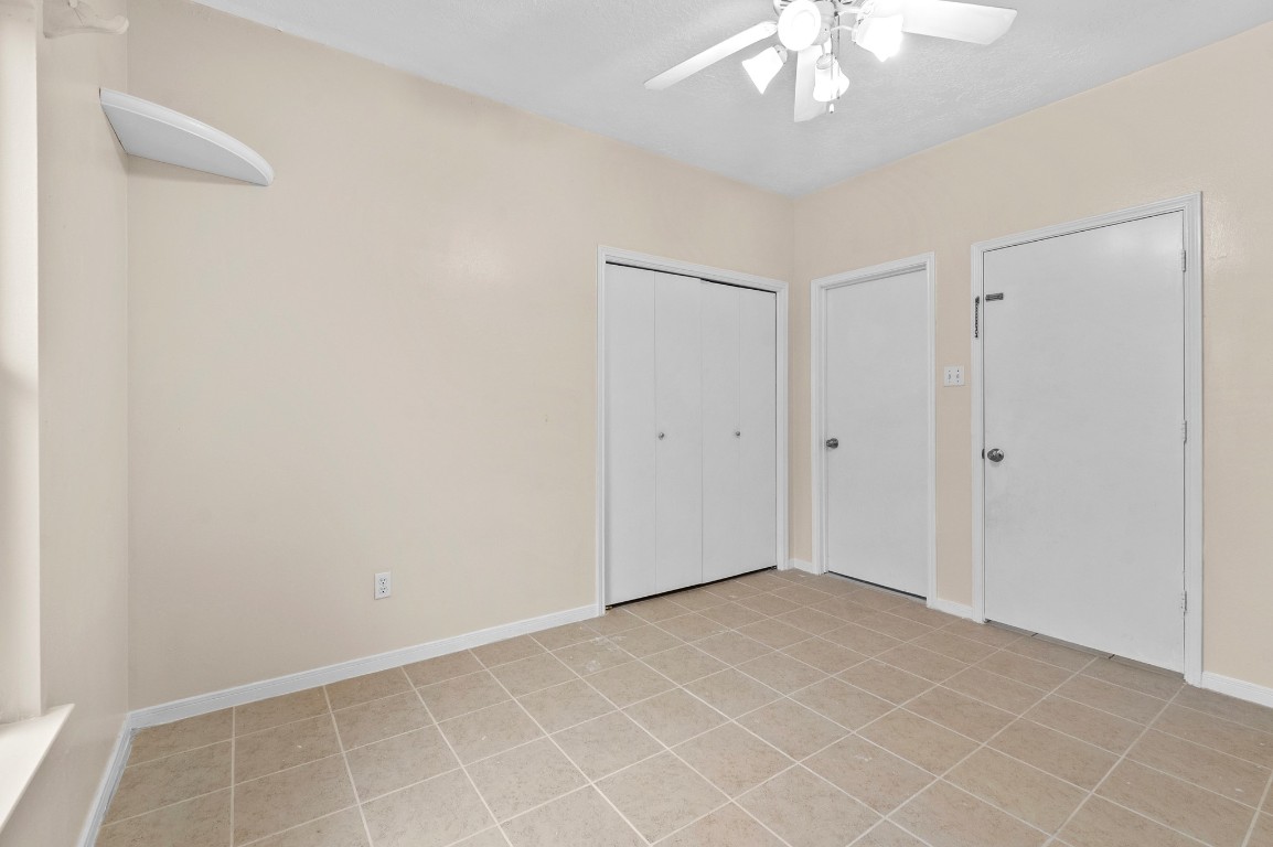 8014 Keller Street Houston, TX 77012 - Photo 19 of 33