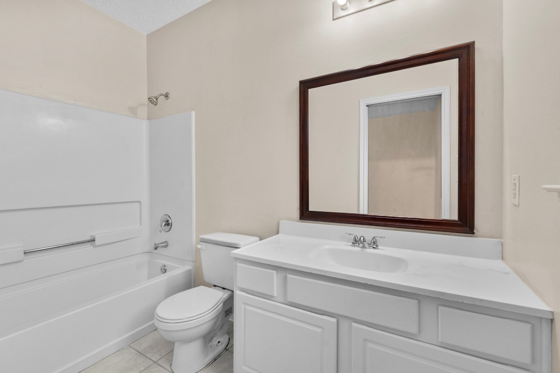 8014 Keller Street Houston, TX 77012 - Photo 23 of 33