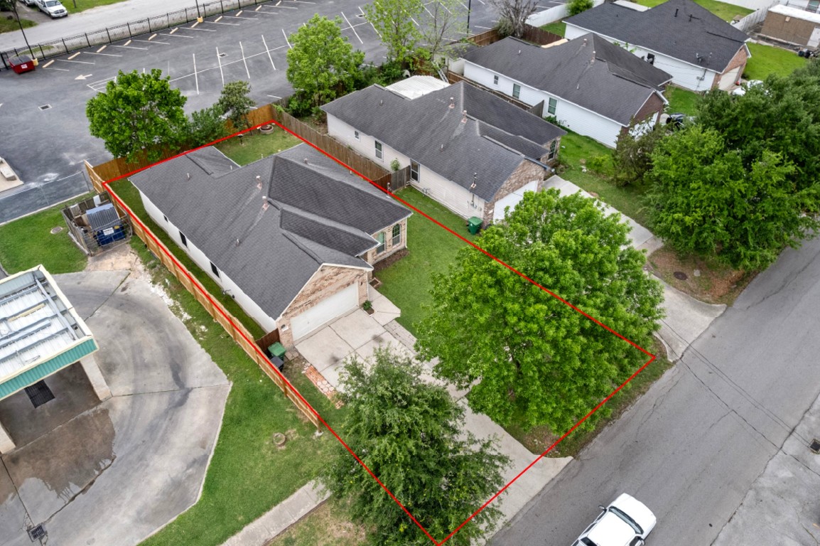 8014 Keller Street Houston, TX 77012 - Photo 27 of 33