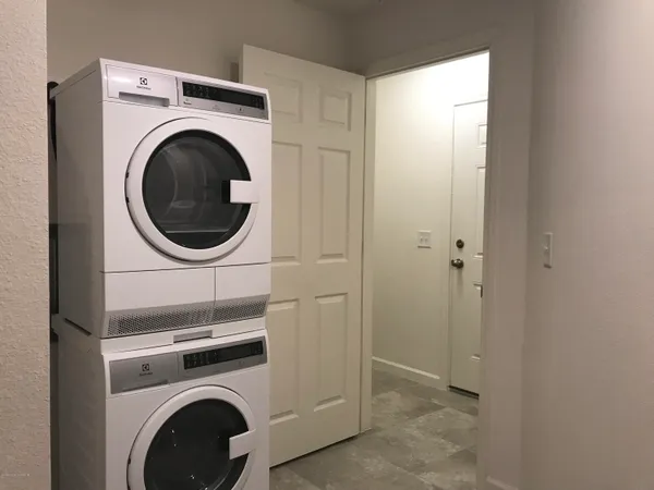 $1,950 | 4027 Meander Place, Unit 201, Rockledge, FL 32955