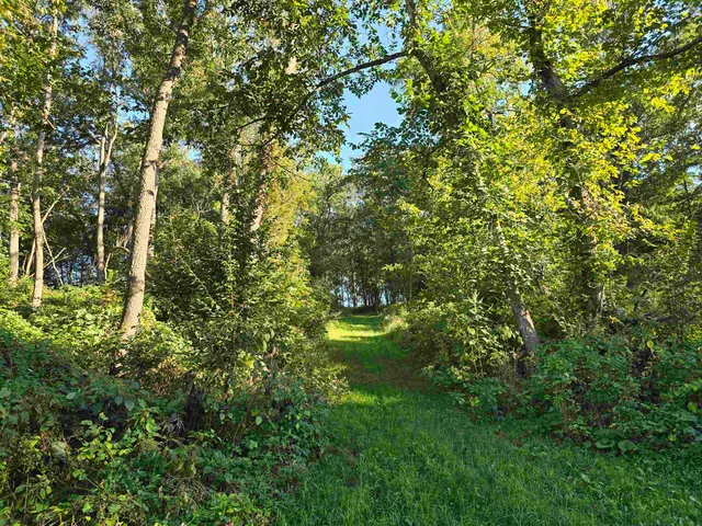 $899,900 | 5320 Sunny Ridge Road, Mineral Point, WI 53565