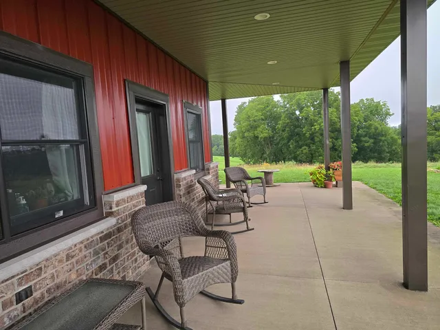$899,900 | 5320 Sunny Ridge Road, Mineral Point, WI 53565