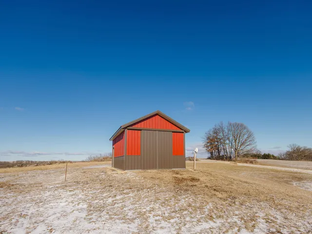 $849,900 | 5320 Sunny Ridge Road, Mineral Point, WI 53565