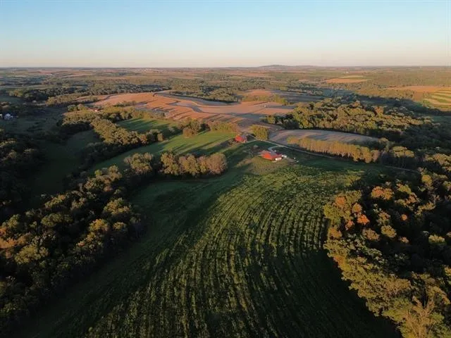 $849,900 | 5320 Sunny Ridge Road, Mineral Point, WI 53565