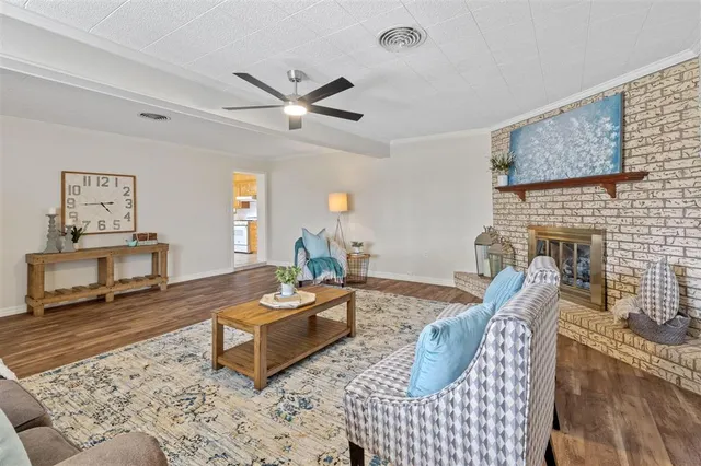 $219,900 | 1233 Texas Street, Sulphur, LA 70663