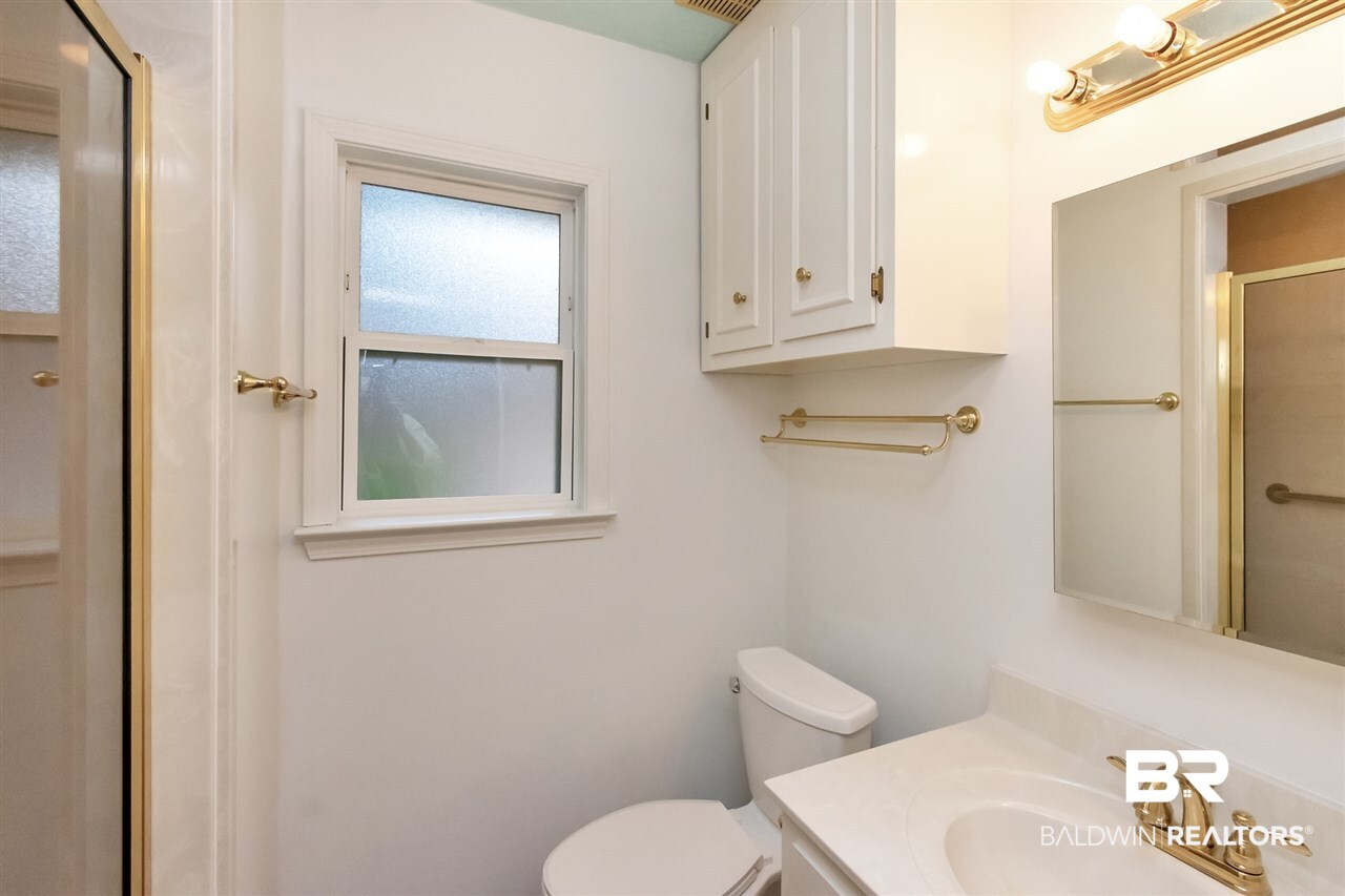 5621 Regency Oaks Drive North Mobile, AL 36609 - Photo 33 of 48