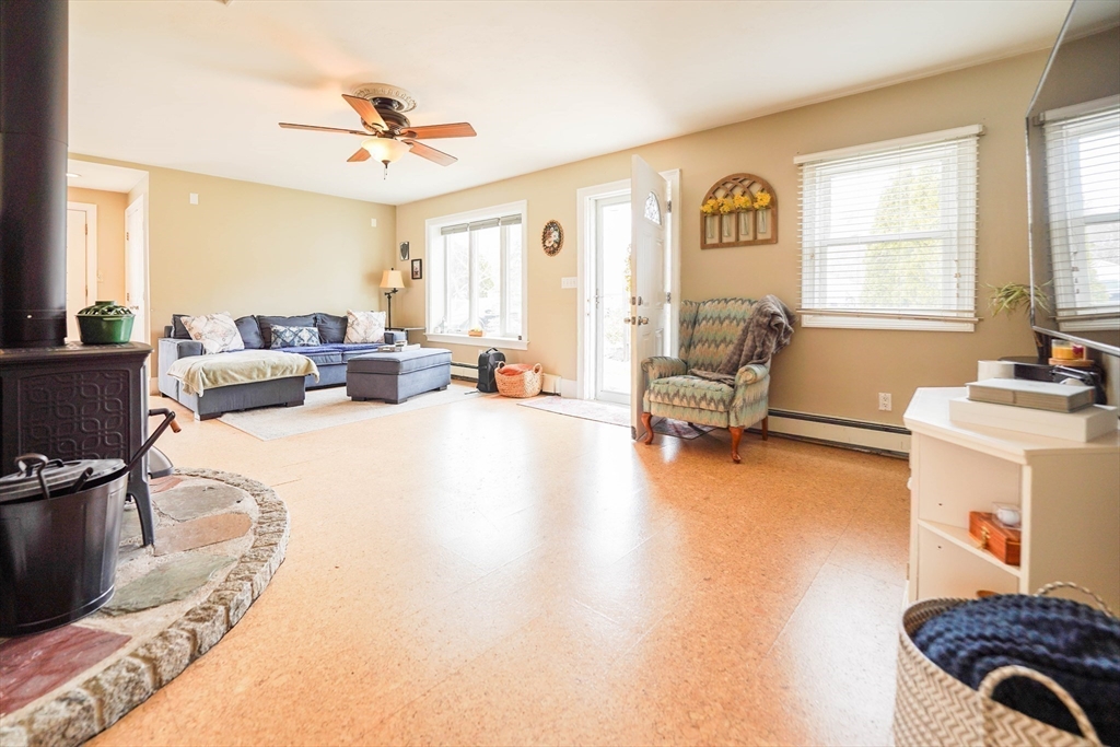 438 Gulf Road West Dartmouth, MA 02748 - Photo 11 of 34 Gallery Image 11
