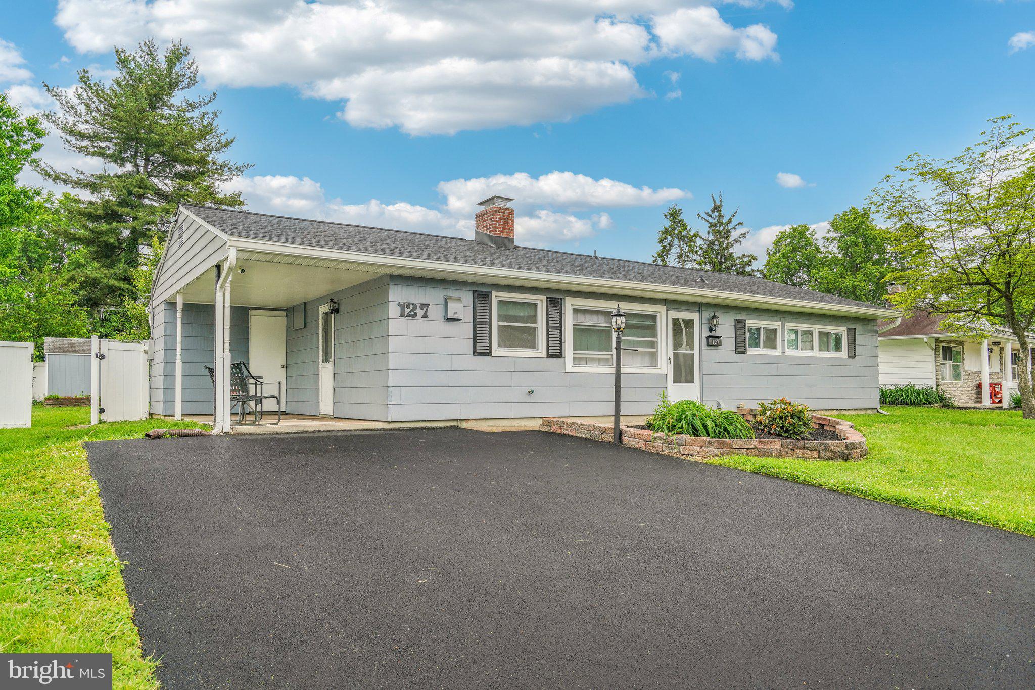 127 Elderberry Drive Levittown, PA 19054 - Photo 2 of 36