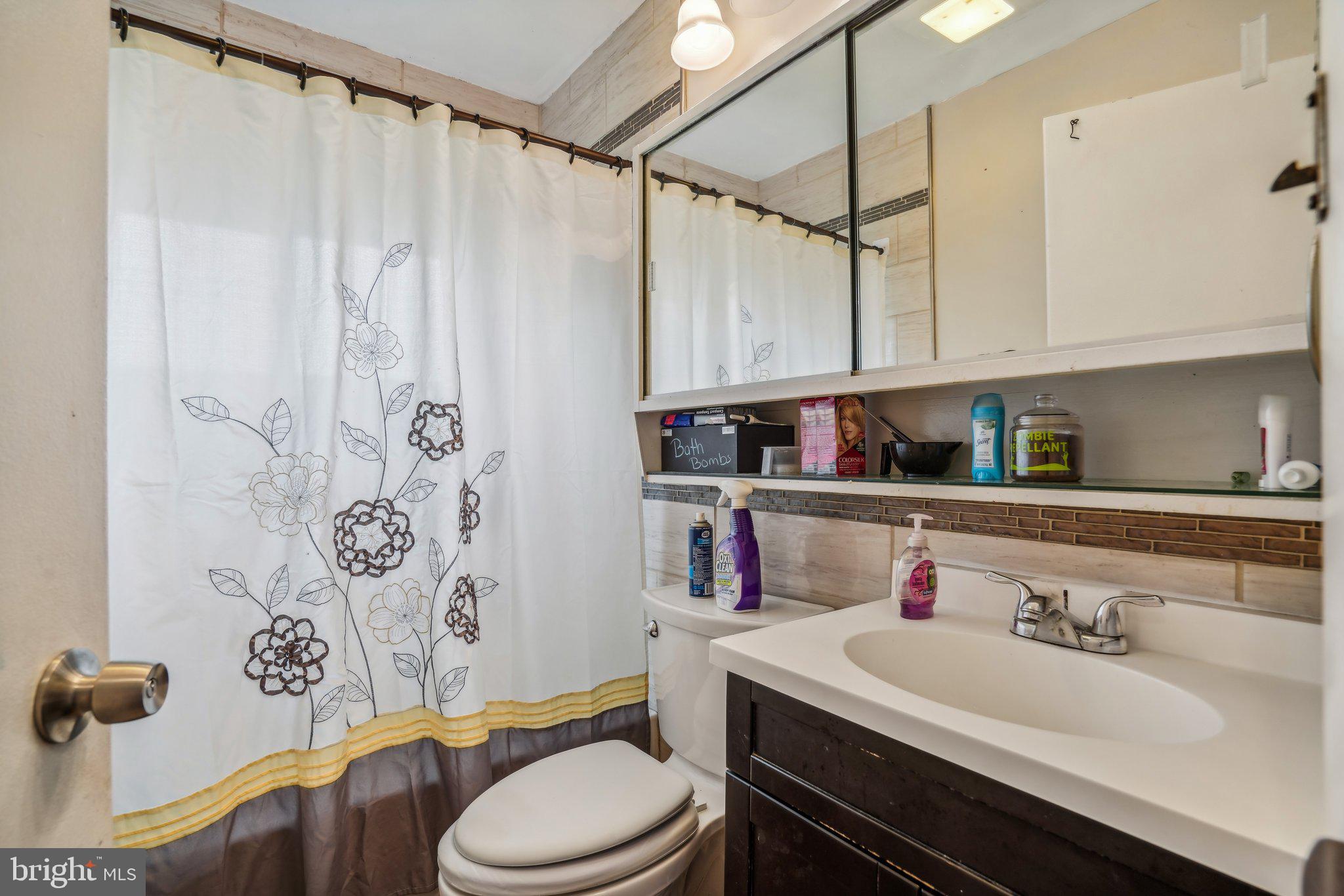 127 Elderberry Drive Levittown, PA 19054 - Photo 27 of 36