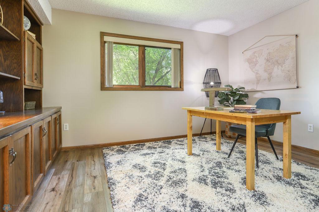 220 8th Street South, Unit B2 Fargo, ND 58103 - Photo 12 of 31