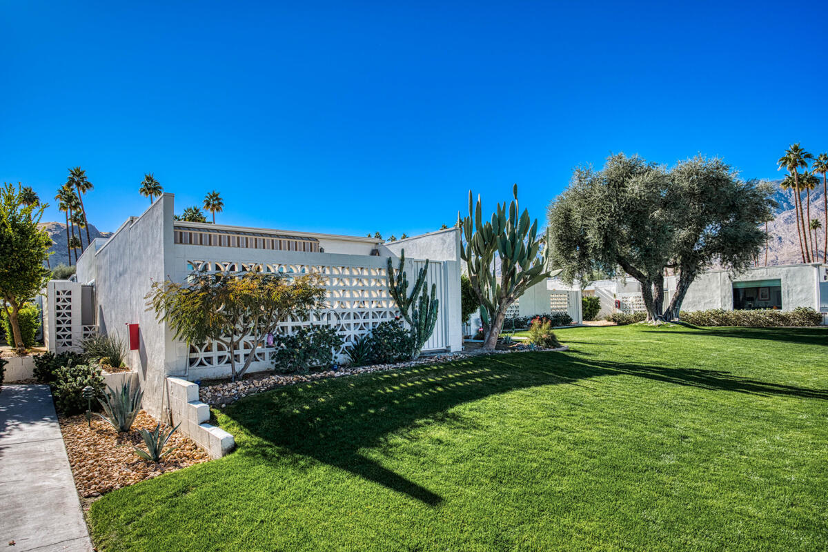 1848 Sandcliff Road Palm Springs, CA 92264 - Photo 2 of 58 4