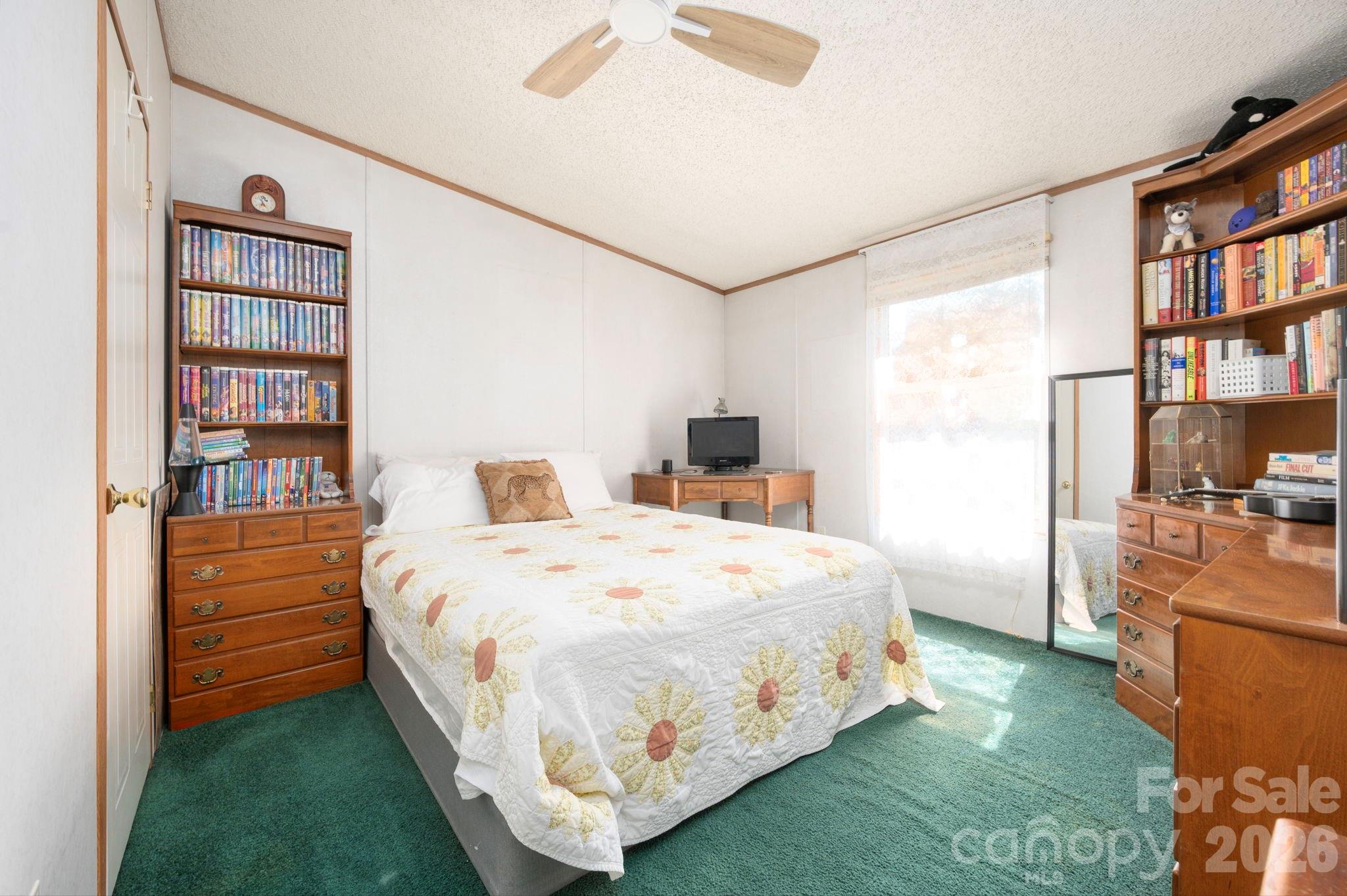 66 Green Oak Road Asheville, NC 28804 - Photo 24 of 35