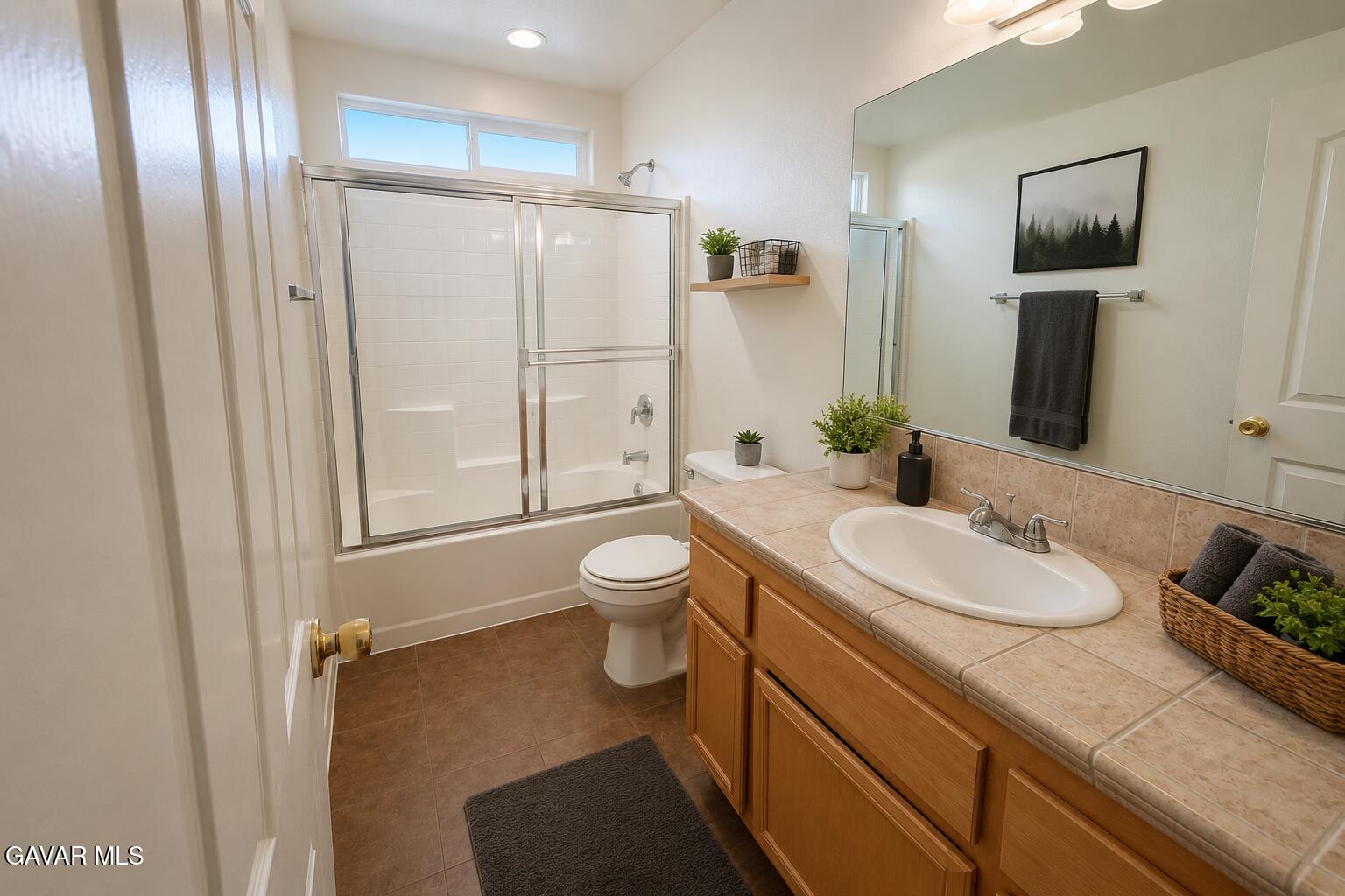 43737 Raysack Avenue Lancaster, CA 93535 - Photo 18 of 29 4C481765-E1CA-4723-A5C9-FCF7585AD839