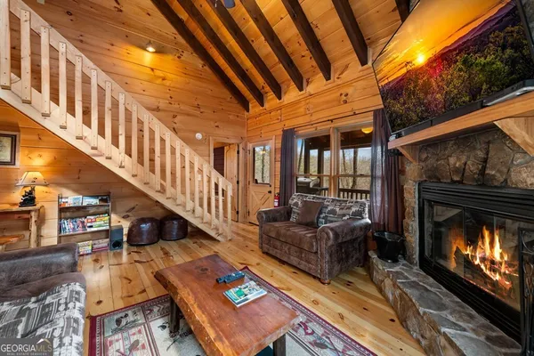 $525,000 | 275 North Moreland Drive, Blue Ridge, GA 30513