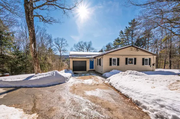 $375,000 | 31 Elkins Hill Road, Andover, NH 03216