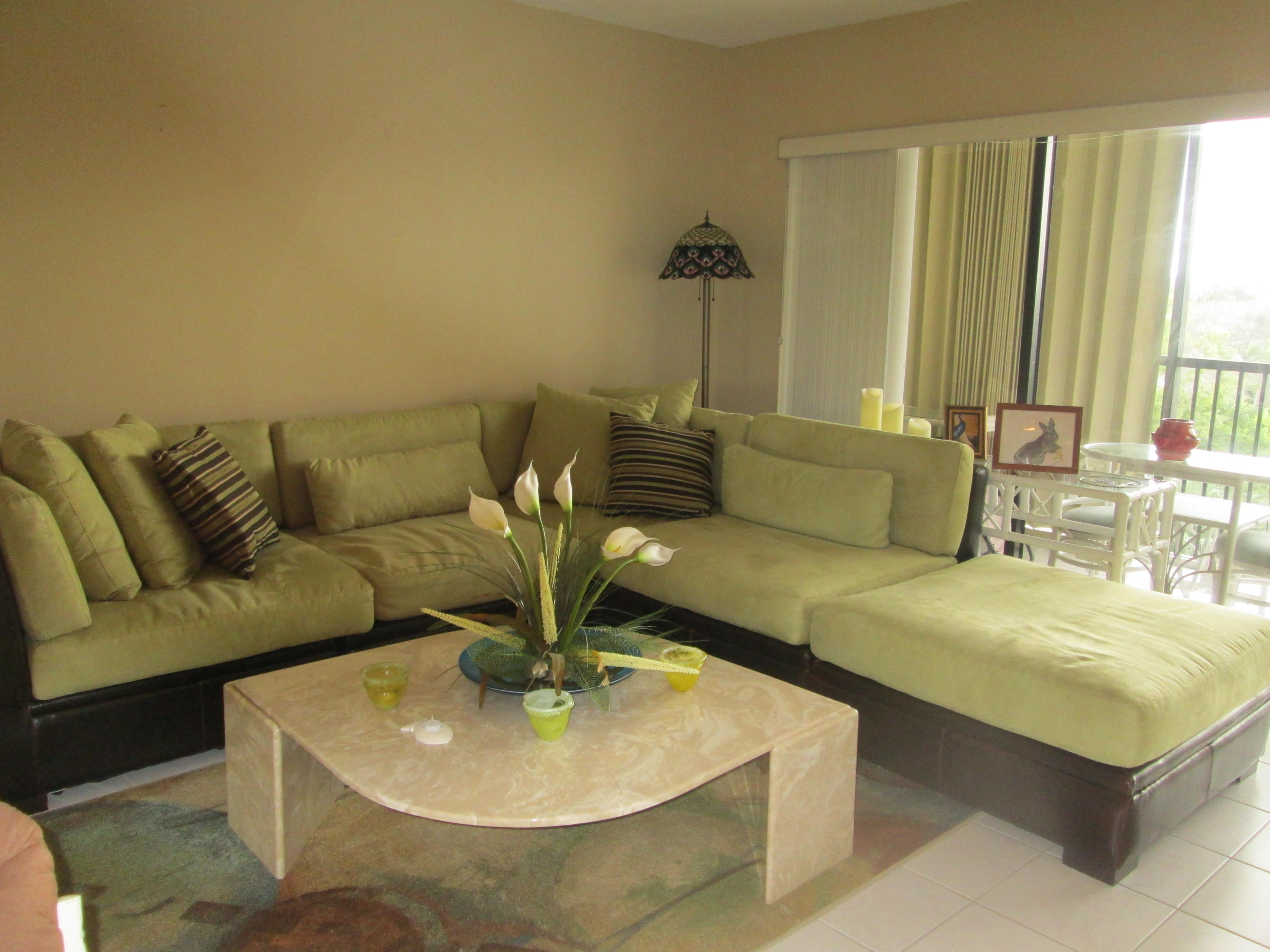 1605 Highway 1, Unit F404 Jupiter, FL 33477 - Photo 5 of 13 IMG_1940