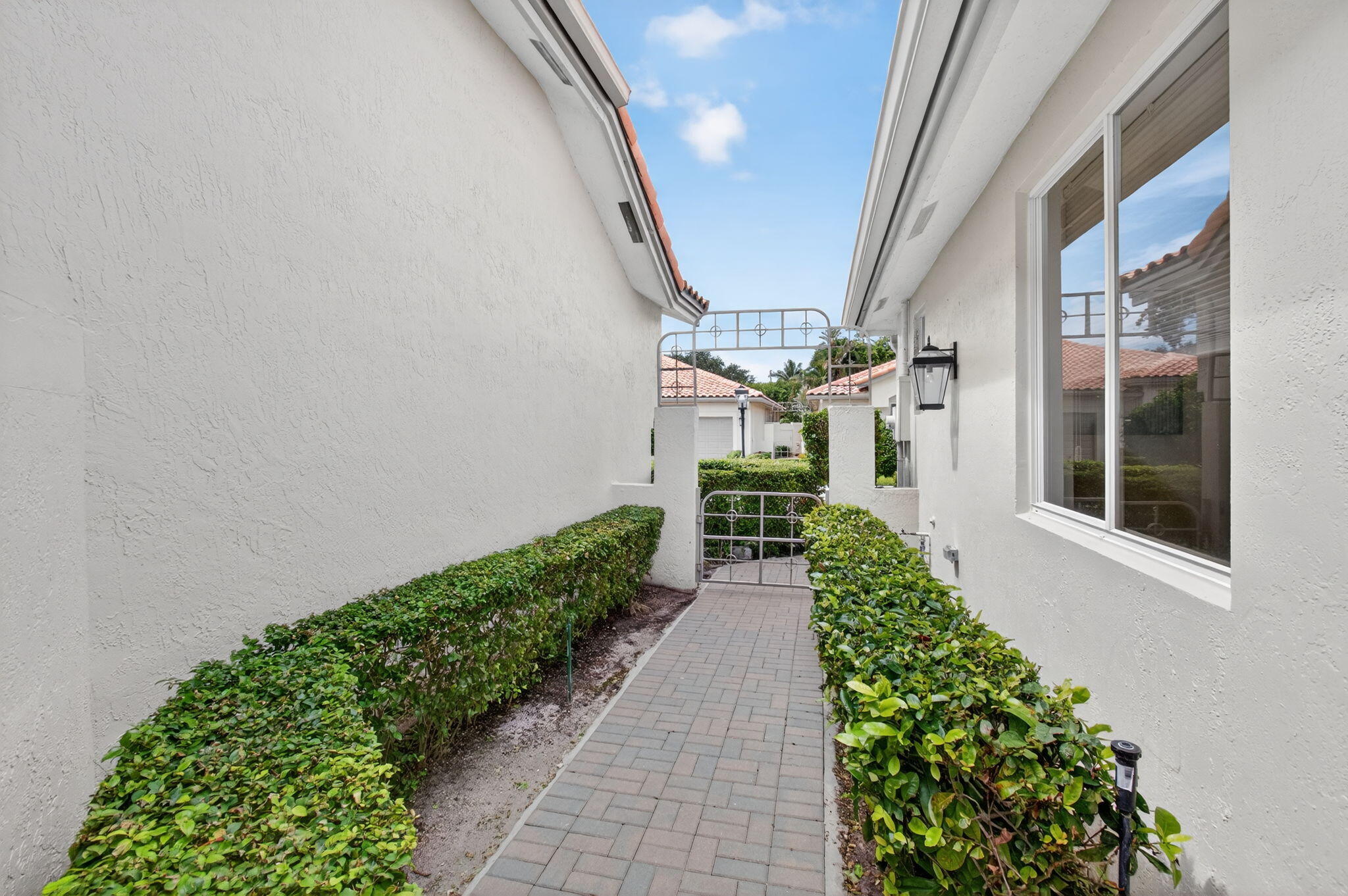 5310 Northwest 26th Circle Boca Raton, FL 33496 - Photo 7 of 69 9-web-or-mls-009_DSC_4378