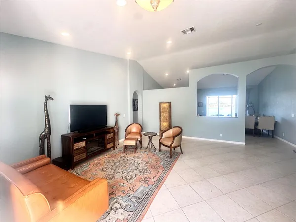 $2,500 | 6104 Santa Margarito Drive, Fort Pierce, FL 34951