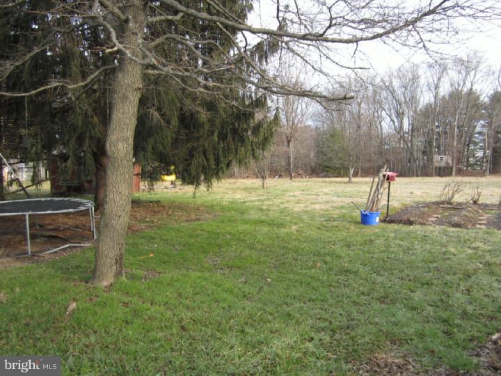 2861 Bristol Road Warrington, PA 18976 - Photo 15 of 18 Gallery Image 15